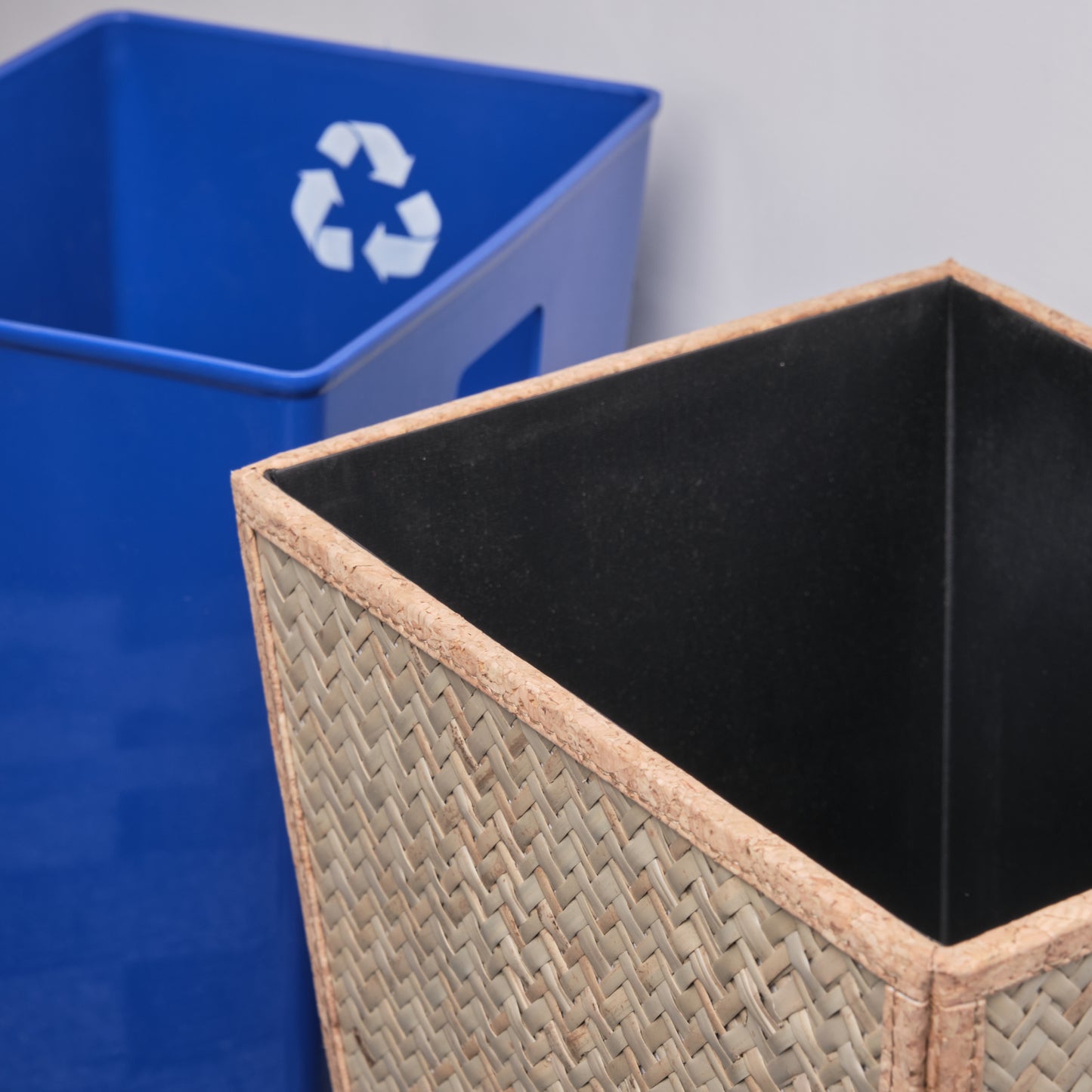 Eco-Friendly Recycle Bin (Waste Bin)