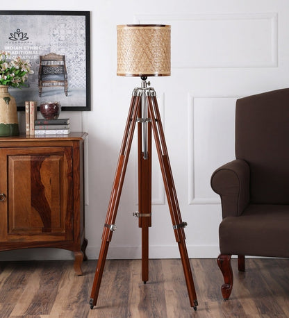 Starnet Natural Tripod Floor Lamp