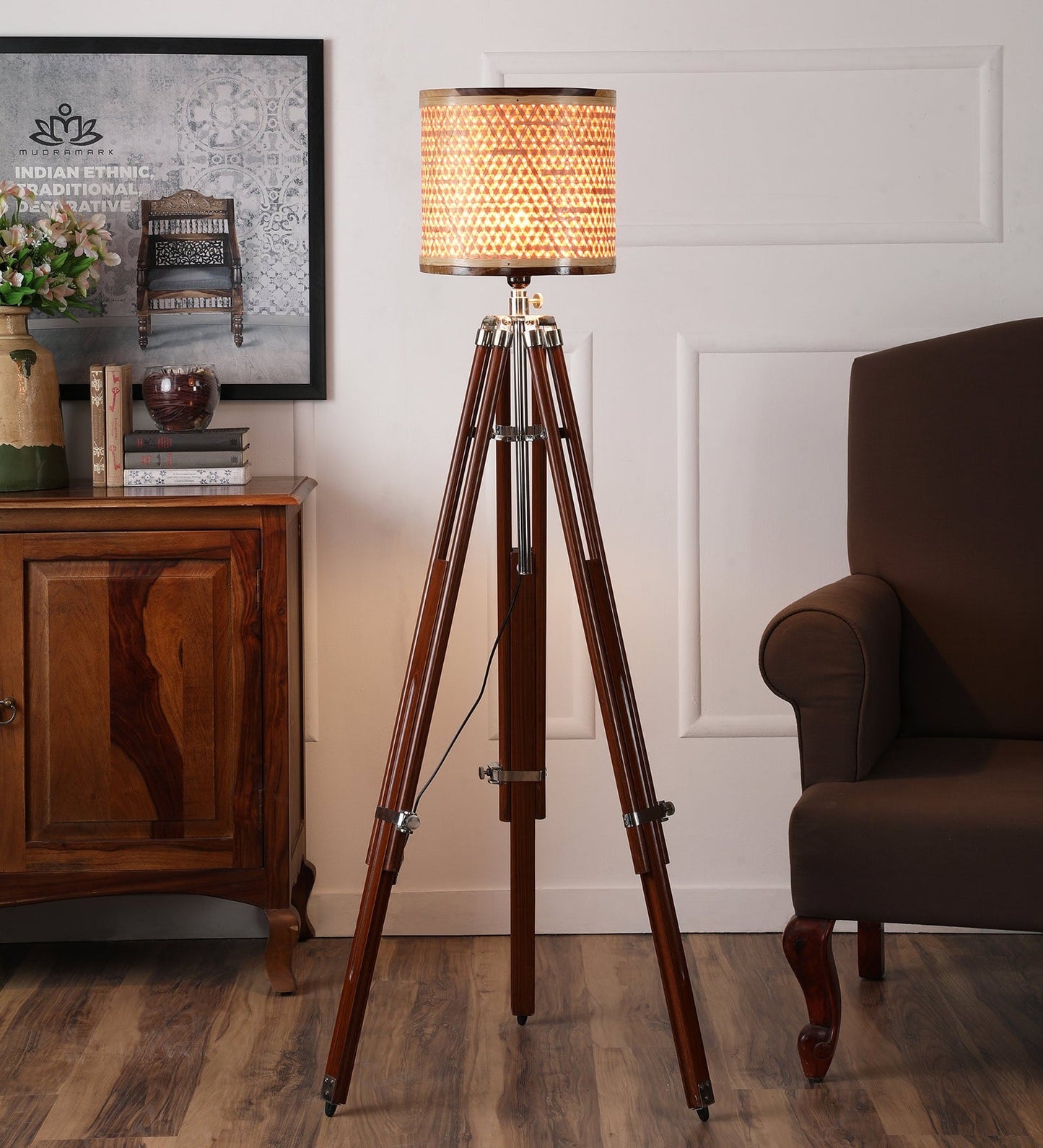 Starnet Natural Tripod Floor Lamp